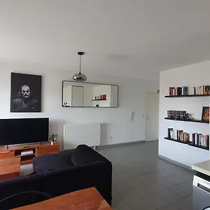 3 Pieces + Terrasse Appartement